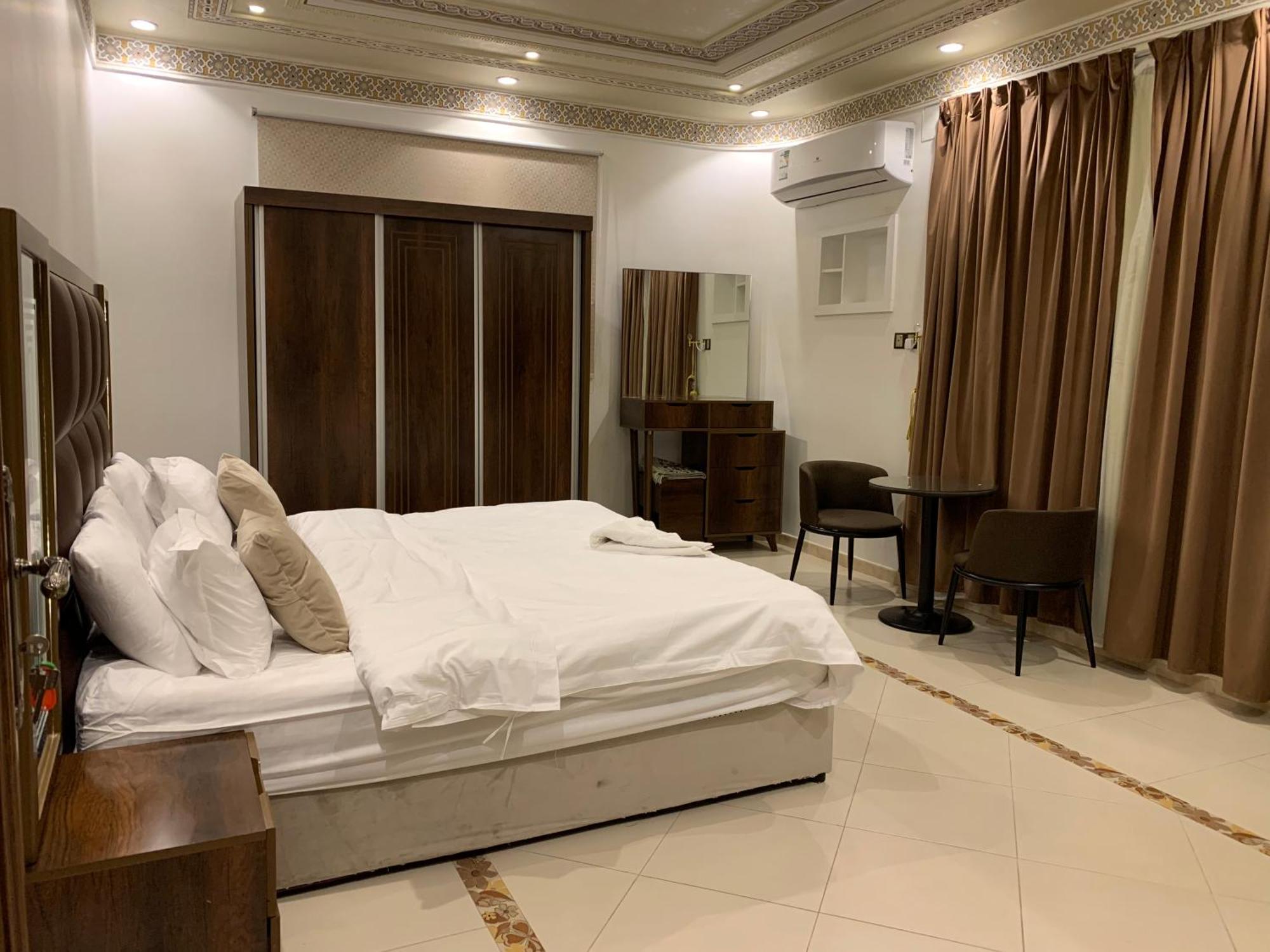 Friday Suites Al Ula Ngoại thất bức ảnh