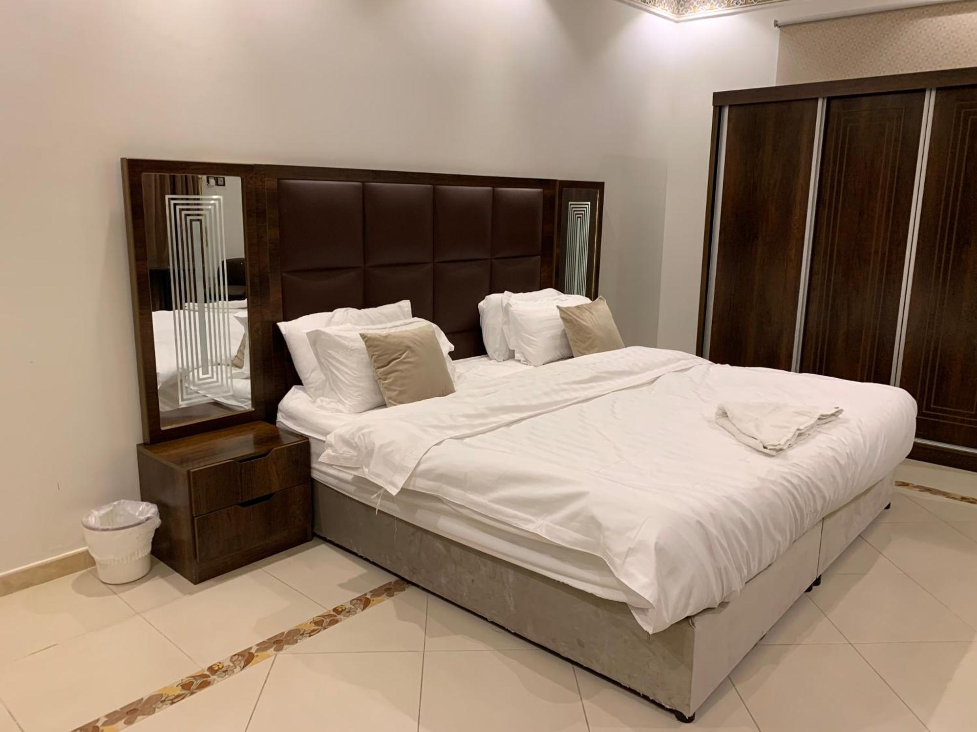 Friday Suites Al Ula Ngoại thất bức ảnh