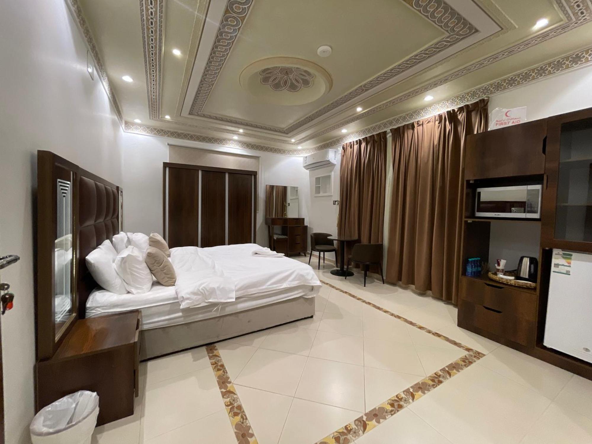 Friday Suites Al Ula Ngoại thất bức ảnh