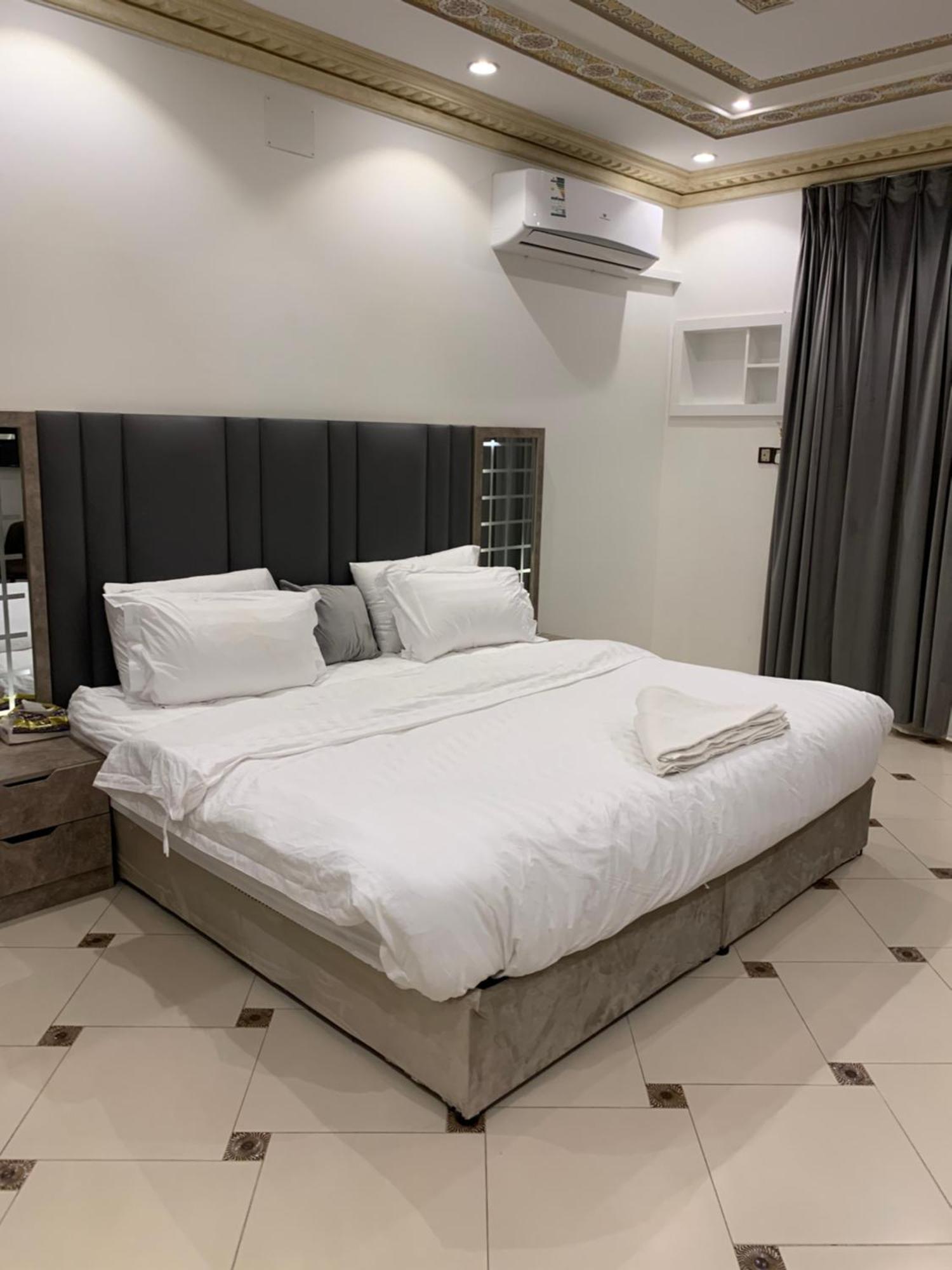 Friday Suites Al Ula Ngoại thất bức ảnh