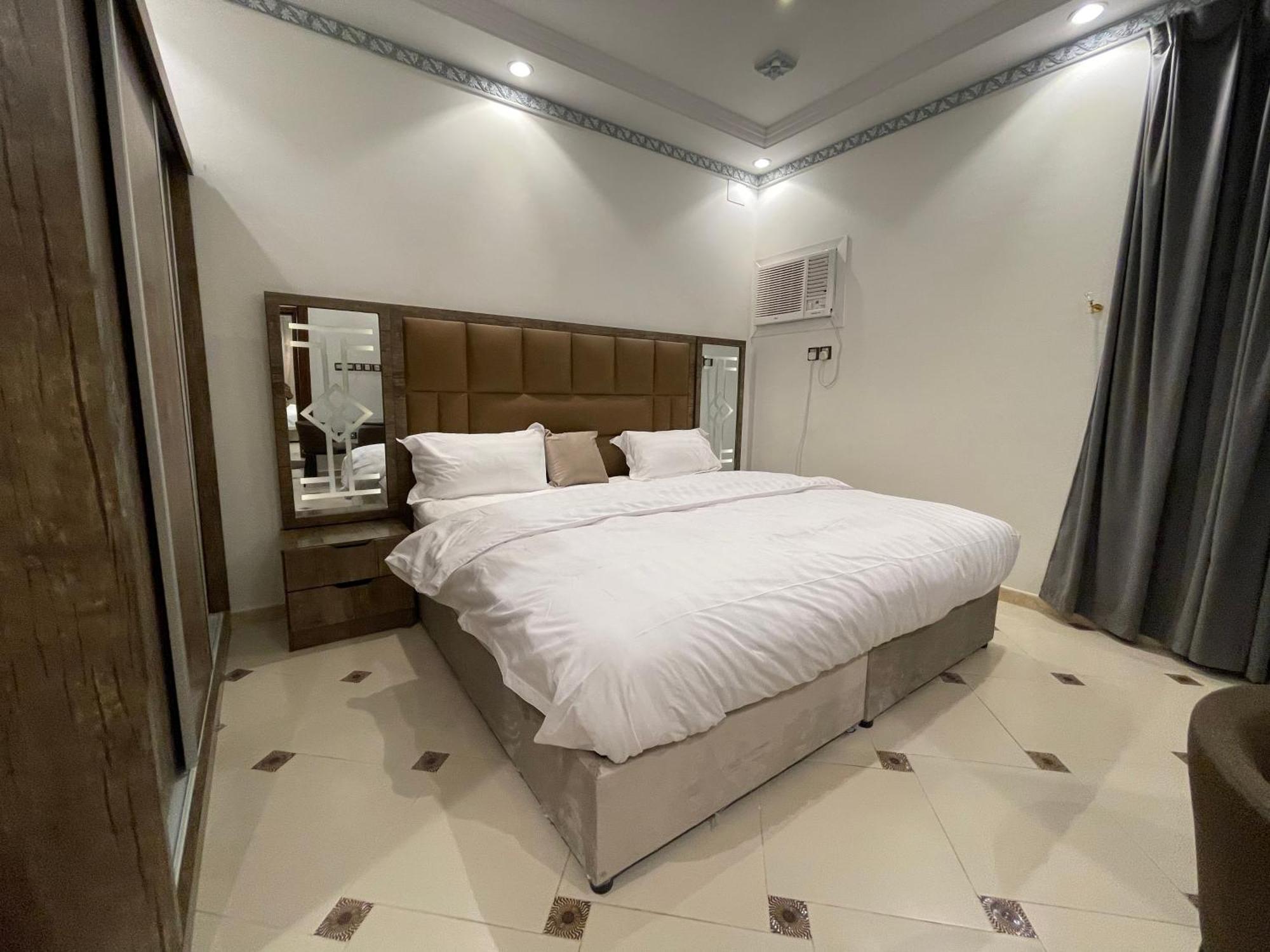 Friday Suites Al Ula Ngoại thất bức ảnh