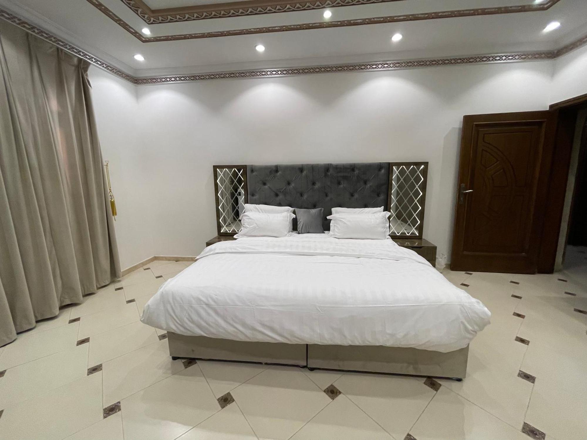 Friday Suites Al Ula Ngoại thất bức ảnh