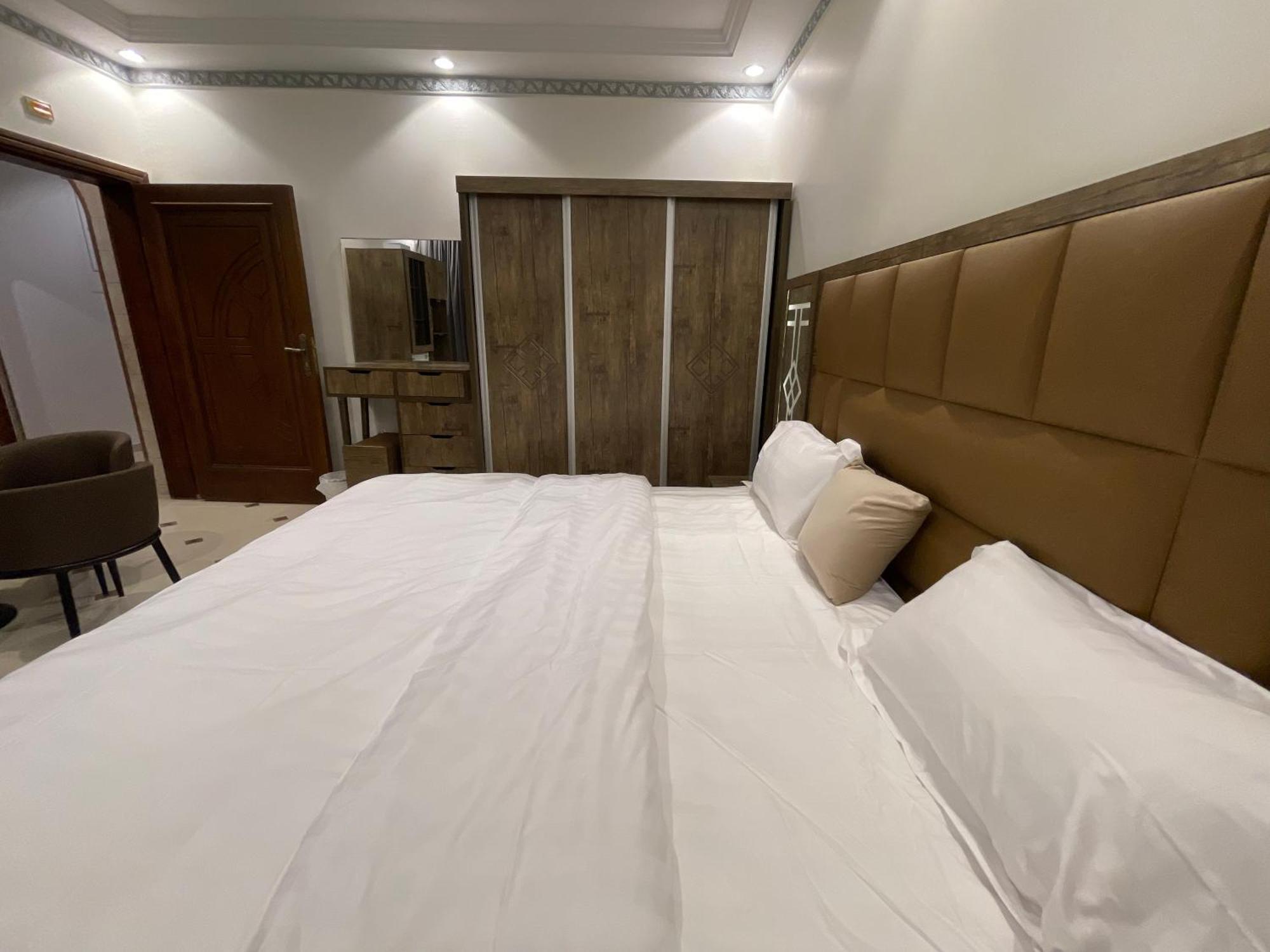 Friday Suites Al Ula Ngoại thất bức ảnh