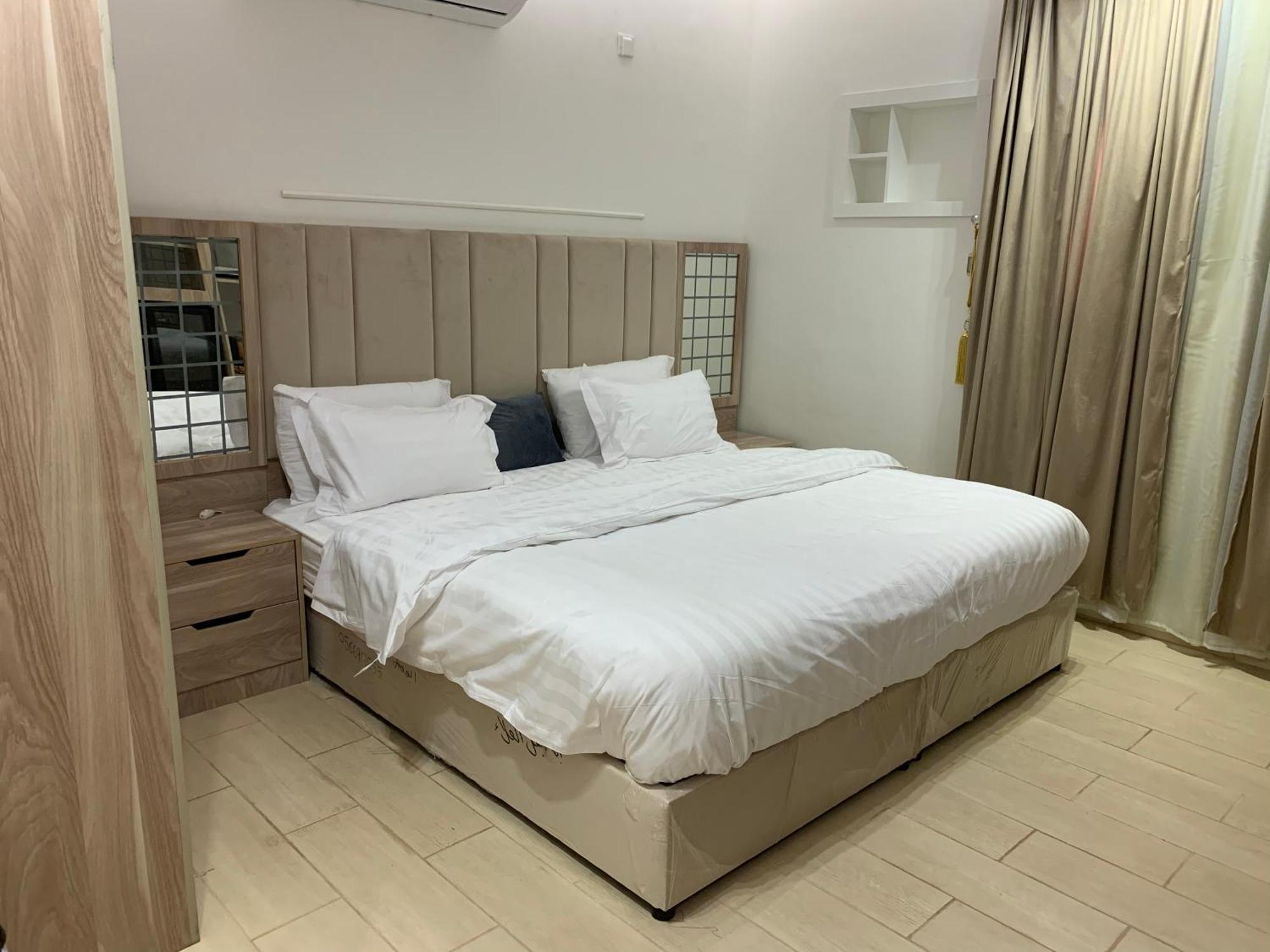 Friday Suites Al Ula Ngoại thất bức ảnh