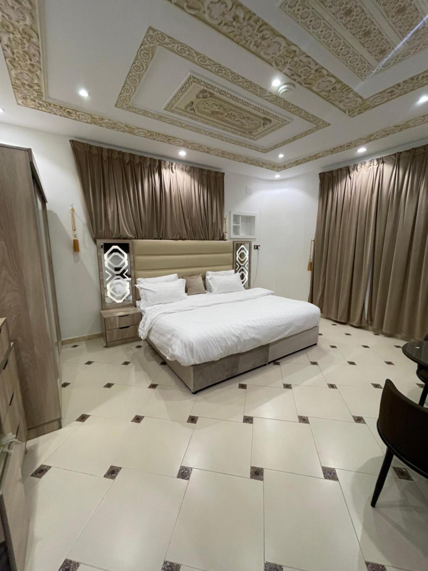 Friday Suites Al Ula Ngoại thất bức ảnh